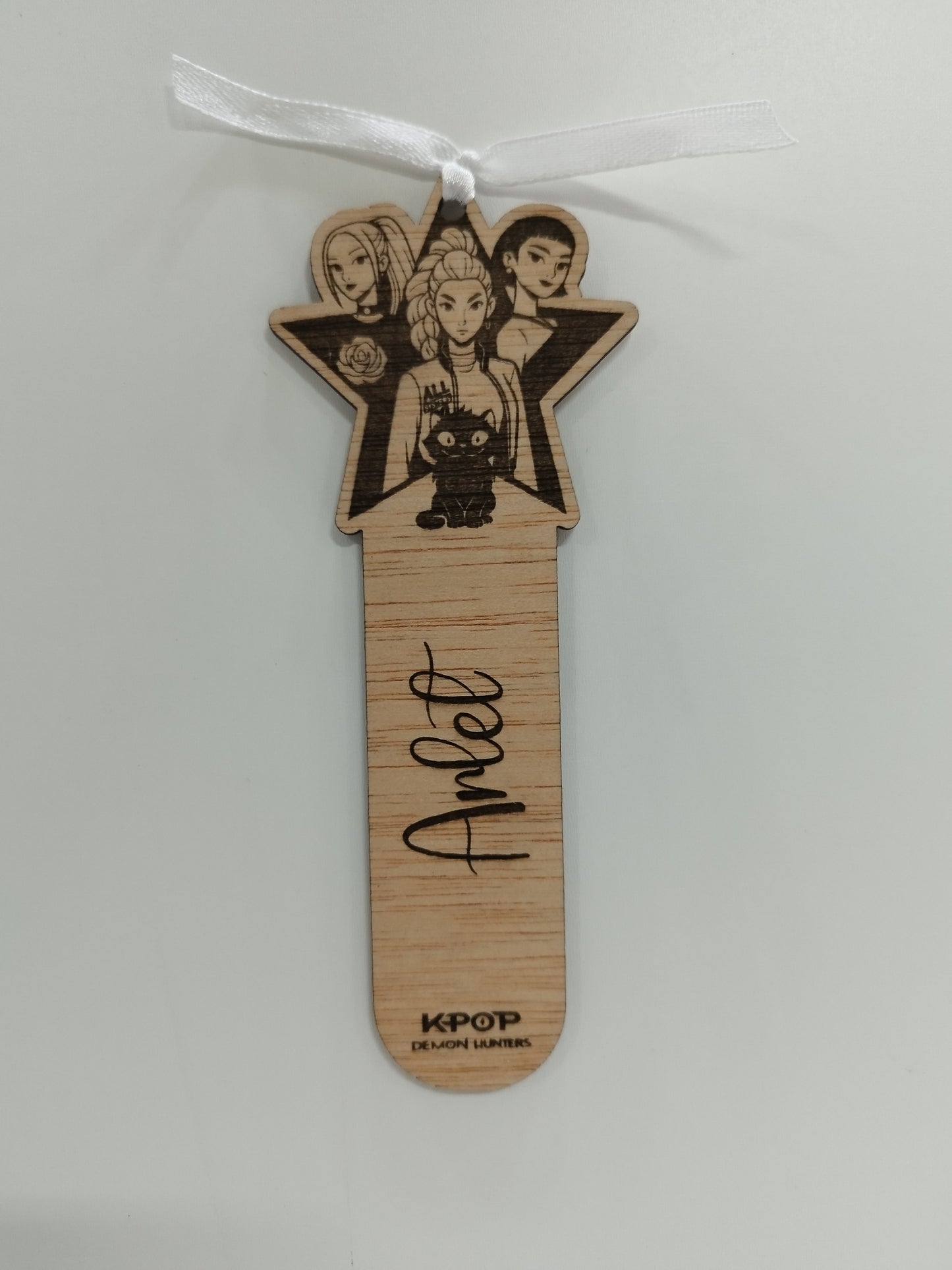 PUNTO DE LIBRO /MARCAPÁGINAS k-pop