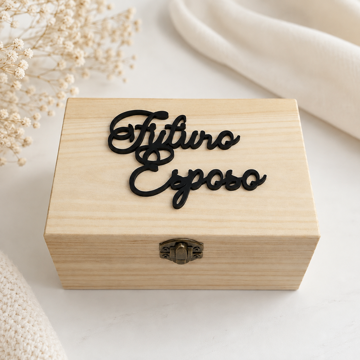Caja de madera, caja personalizada, caja para futuro esposo, regalo para novio, regalo para futuro marido, regalo de boda, regalo para novio boda, regalo personalizado, caja regalo hombre, caja para reloj, caja para gemelos, caja para reloj y gemelos, regalo romántico, regalo de boda para hombre, detalle para novio, detalle de boda, regalo especial, regalo original, caja artesanal, caja de madera personalizada, regalo personalizado para hombre, Emoción en Letras