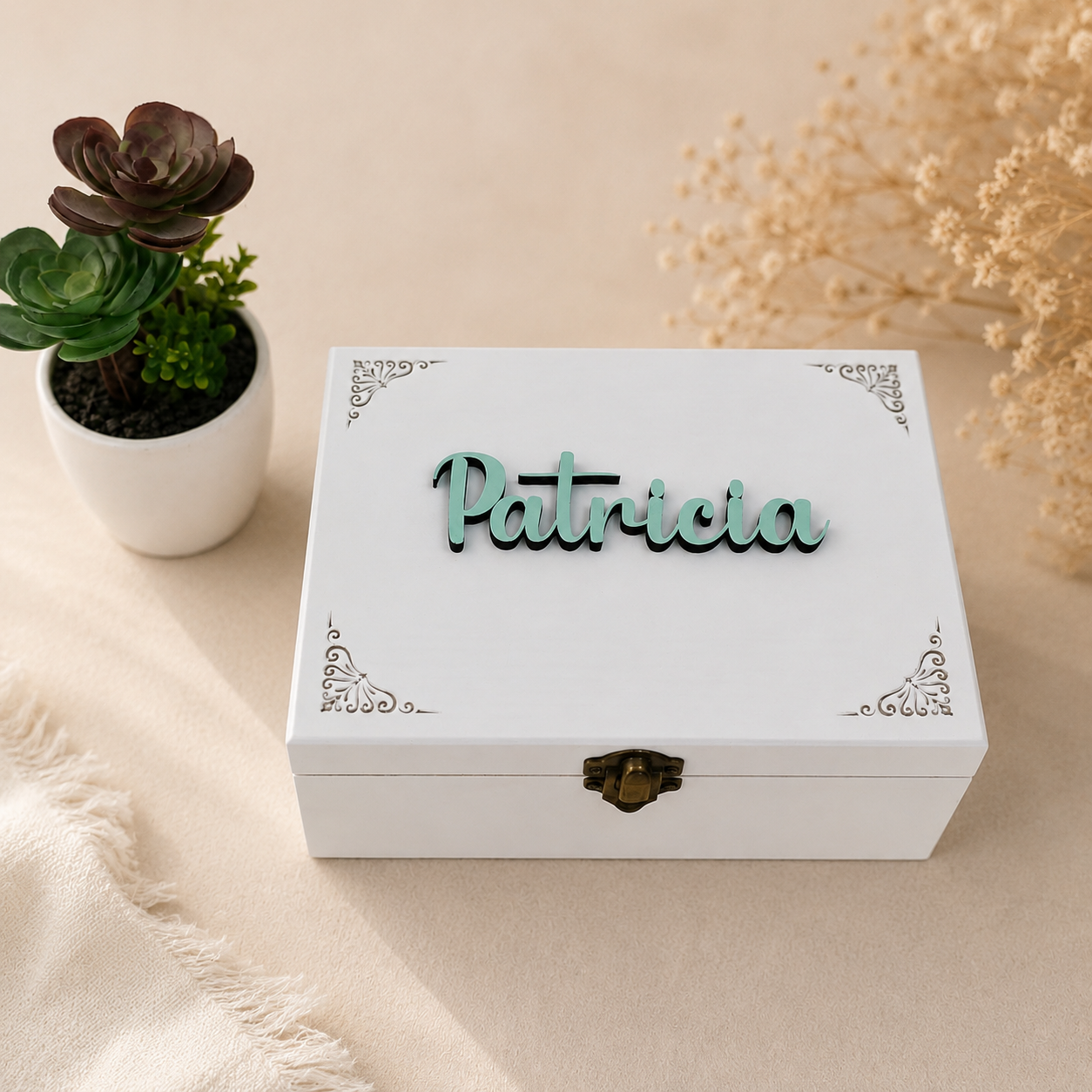 CAJA DE MADERA PERSONALIZADA CON NOMBRE MEDIANA