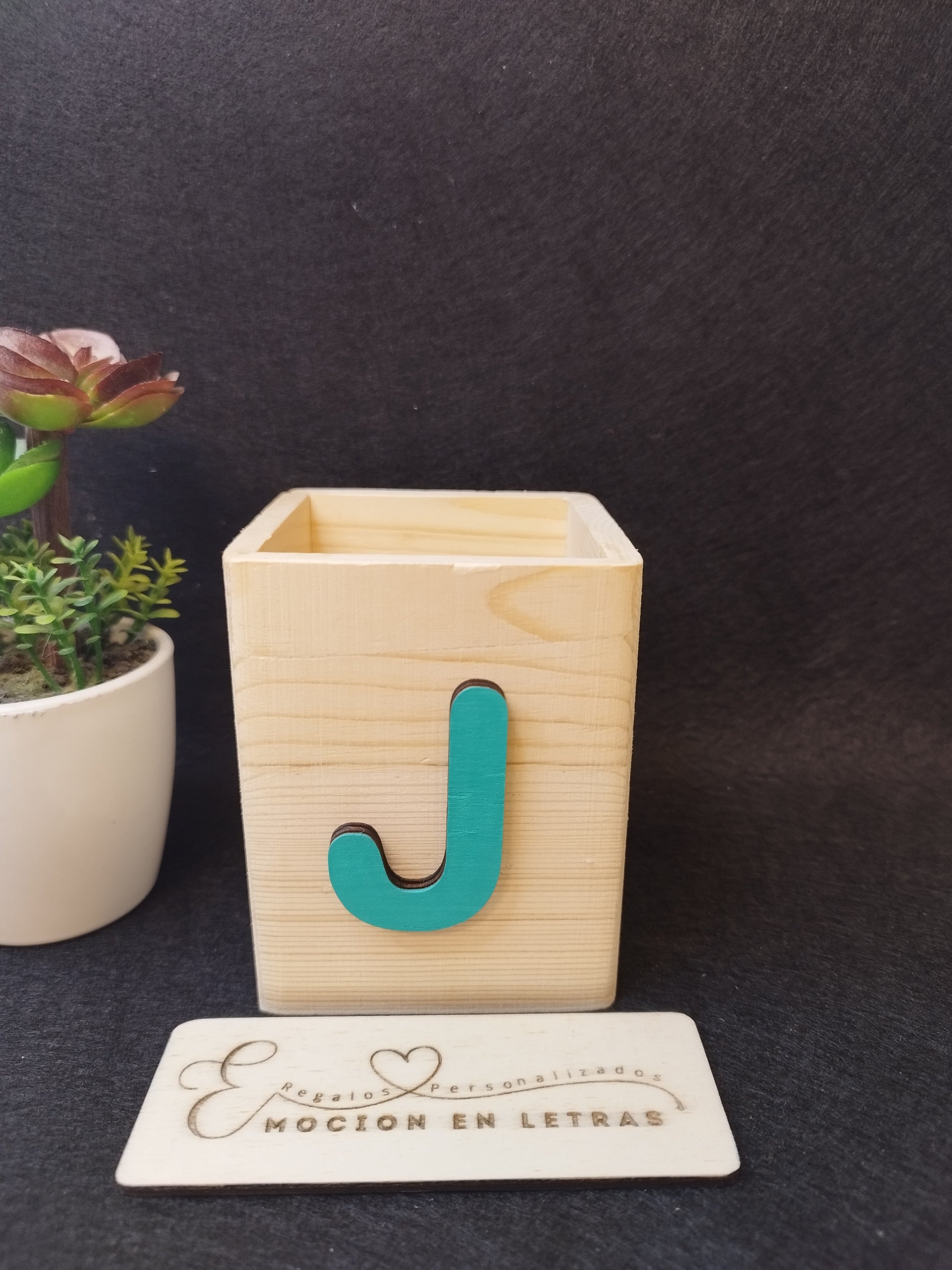 LAPICERO,PORTALAPICES,BOTE PARA LAPICES PORTA LAPICES PERSONALIZADO, PORTA LAPICES DE MADERA PERSONALIZADO
REGALOS INFANTILES , REGALOS DE OFICINA , REGALOS DE OFICINA PERSONALIZADOS , REGALOS PARA PROFESORES,  PORTA LAPICES PERSONALIZADO , PORTA COLORES PERSONALIZADOS , PORTA BOLIN PERSONALIZADO