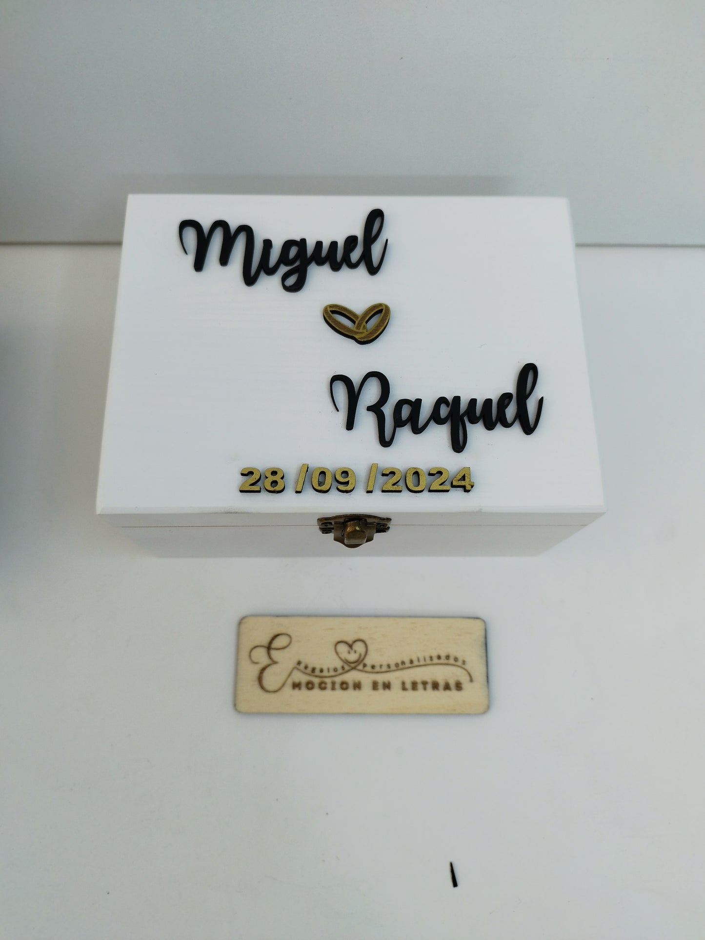 CAJA DE RELOJ PERSONALIZADA, CAJA DE COMPROMISO NOVIO , CAJA DE RELOJ PARA NOVIO, CAJA DE MADERA ,RELOJ NOVIO,CAJA RELOJ NOVIO PERSONALIZADA, CAJA REGALO RELOJ NOVIO ,CAJA PERSONALIZADA PARA RELOJ DE COMPROMISO, CAJA DE RELOJ , RELOJ , RELOJ NOVIO, BODA , REGALO NOVIO , DETALLE PARA NOVIO 