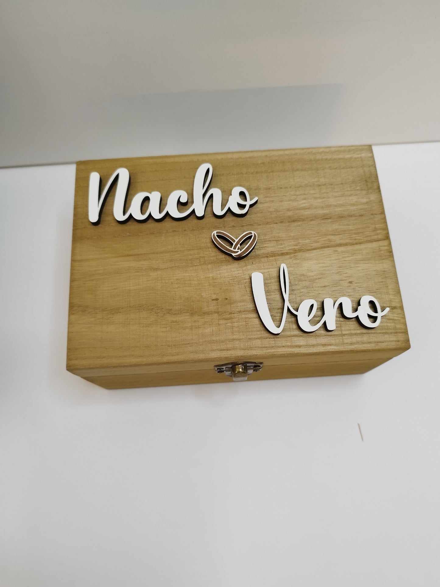 CAJA DE RELOJ CLÁSICA ROBLE