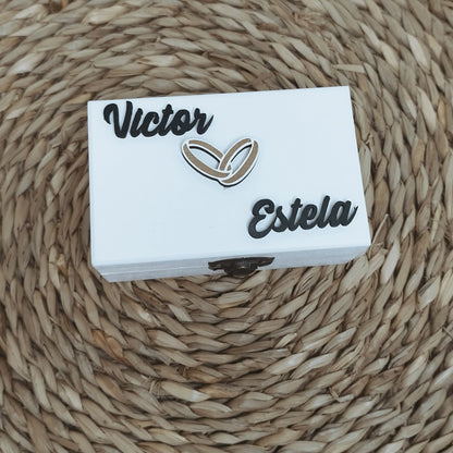 CAJA DE MADERA "PORTA ALIANZAS"  PERSONALIZADA