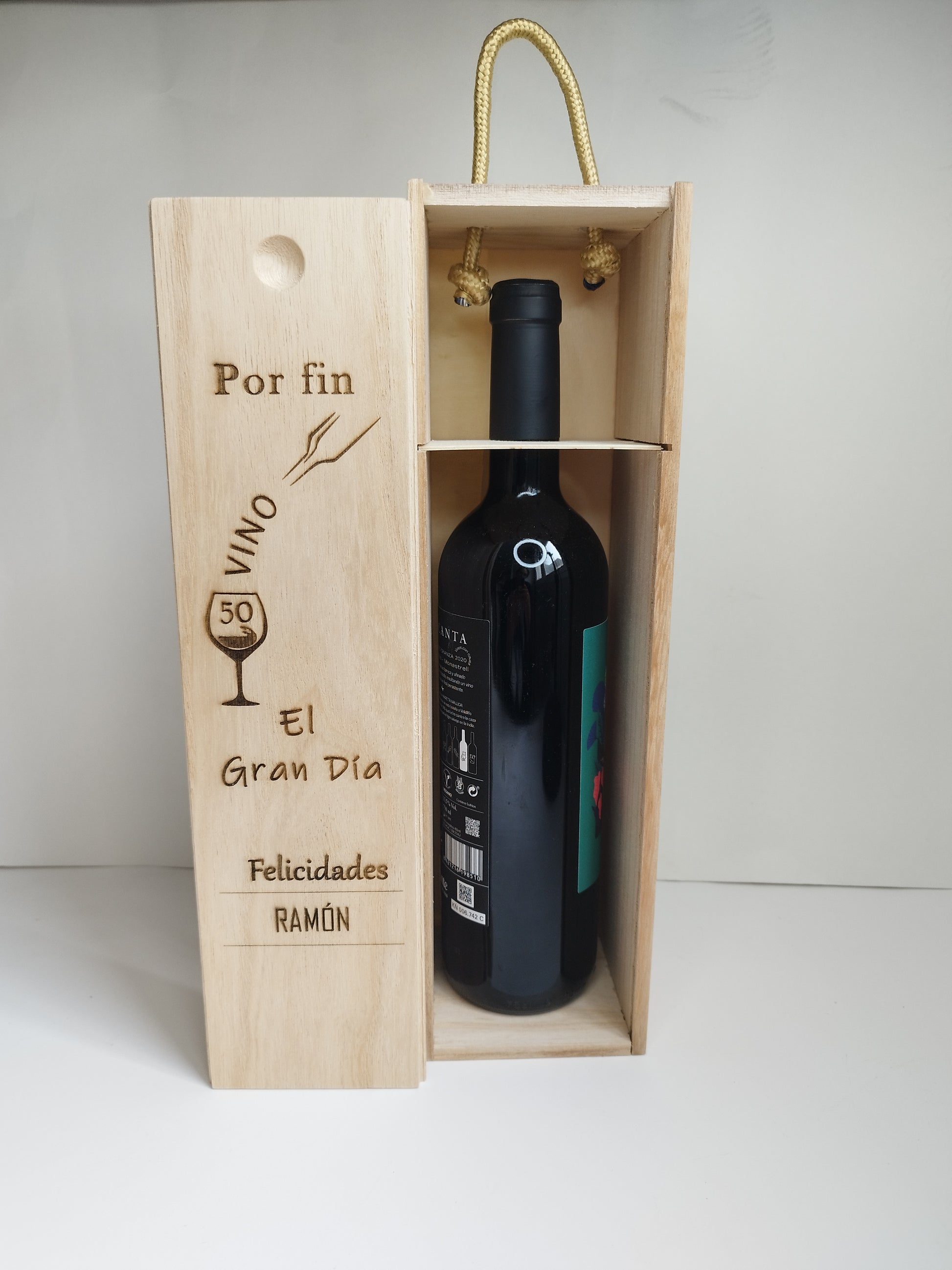 Caja de vino personalizada, REGALOS PARA 50 AÑOS, REGALOS DE CUMPLEAÑOS PA
RA HOMBRES