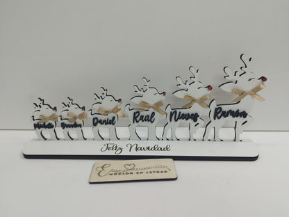 decoración navideña artesanal

decoración de Navidad con nombres

adorno familiar navideño

regalo personalizado de Navidad

figuras navideñas en madera DM

renos decorativos personalizados

familia de renos en madera natural

adornos personalizados para el hogar