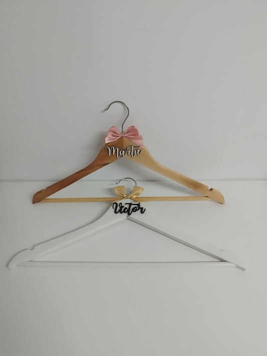  PERCHAS PERSONALIZADAS 

tendencia boda

regalo personalizado

regalo original

regalo novios

regalo novio

regalo novia

regalo creativo

regalo boda

regalo

perchas personalizadas

perchas