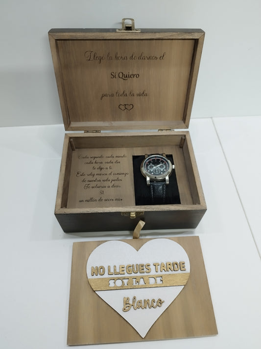 CAJA  VINTAGE PARA RELOJ PERSONALIZADA