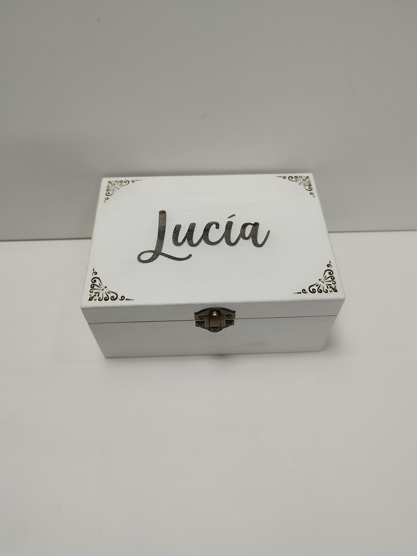 CAJA  DE RELOJ PARA ELLA
