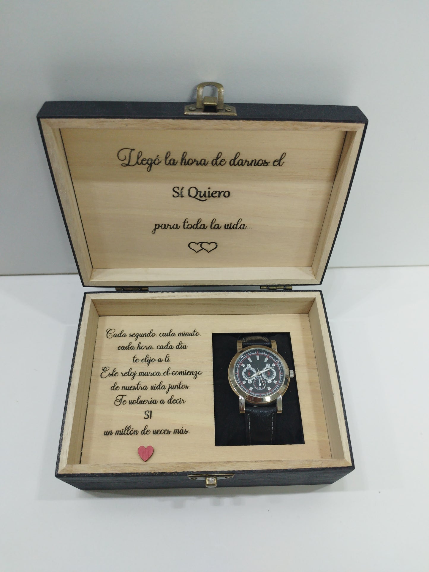CAJA DE RELOJ CLÁSICA NO PERSONALIZABLE